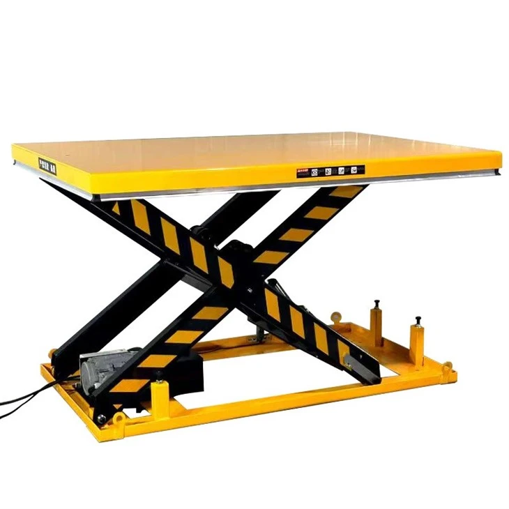 Fixed Scissor Lift With A Rotating Tabletop best